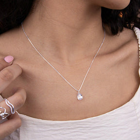 Collar de plata con gota de circonita blanca, 45 cm