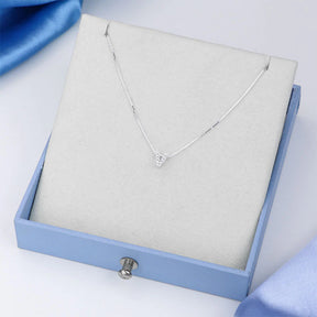 Collar de plata con letra inicial, adornado con circonitas, 45cm.